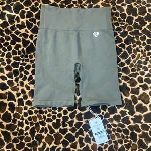 Women's Best High-Waisted Yoga Shorts